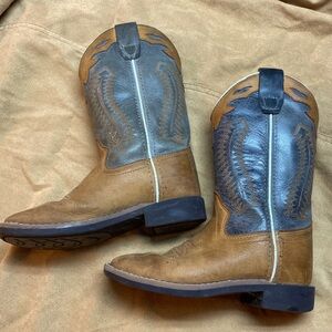 Boys cowboy boots